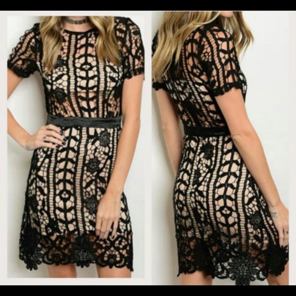 Black Lace Dressing ☀️